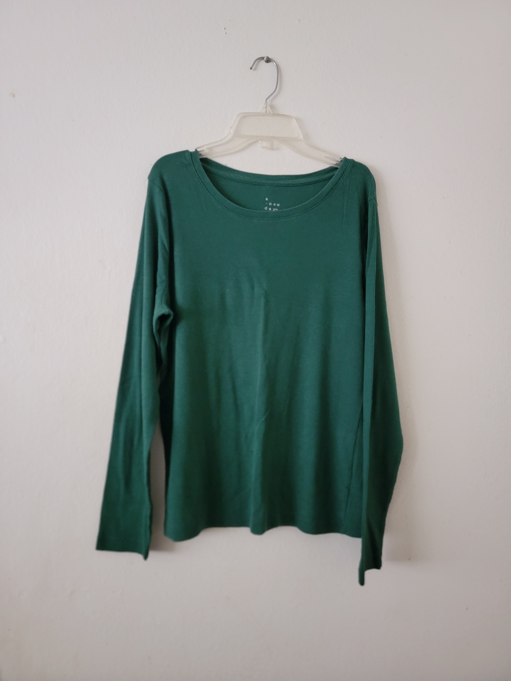 Women's Long Sleeve Crewneck Top - Green